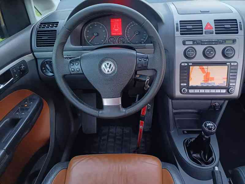 VOLKSWAGEN TOURAN 1.4 TSI 2010 / Top Stav - foto 1