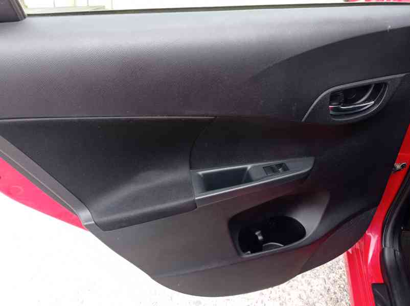 Toyota Verso S 1.3 VVTi 73kW/Kamera/1Maj - foto 10