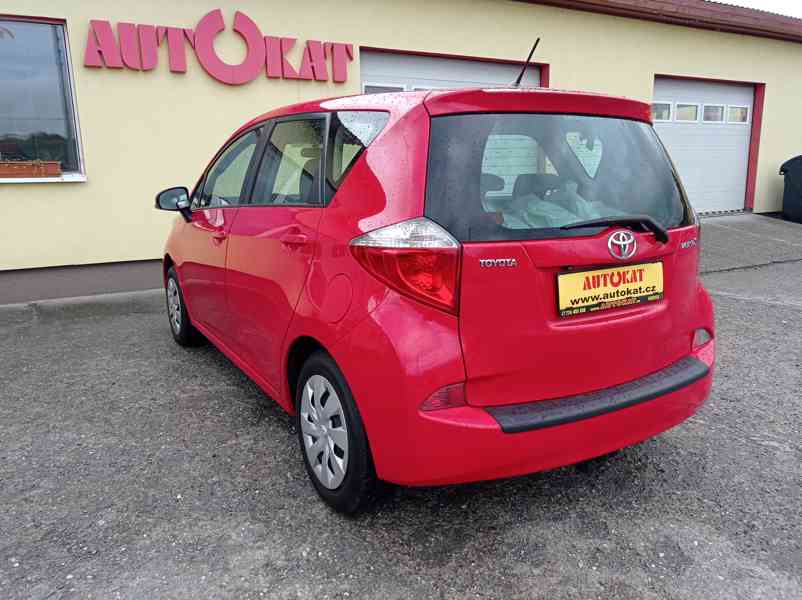 Toyota Verso S 1.3 VVTi 73kW/Kamera/1Maj - foto 4