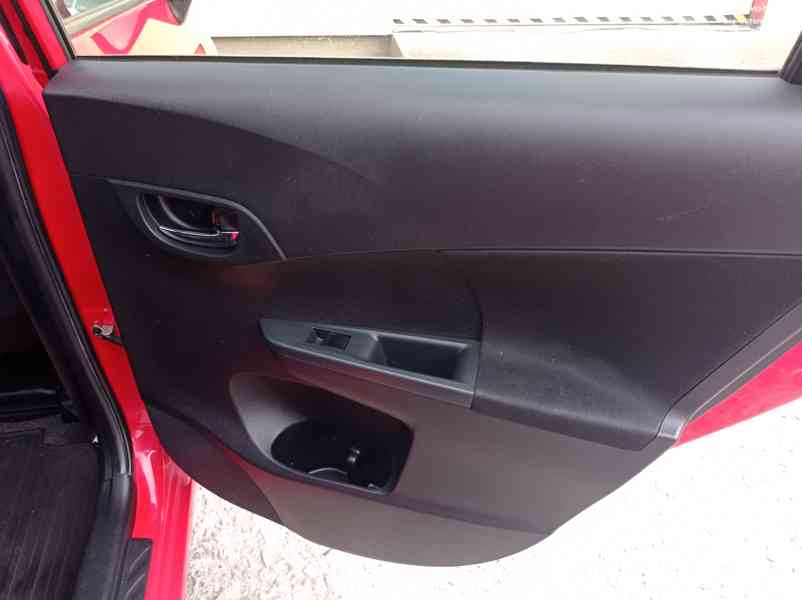 Toyota Verso S 1.3 VVTi 73kW/Kamera/1Maj - foto 17