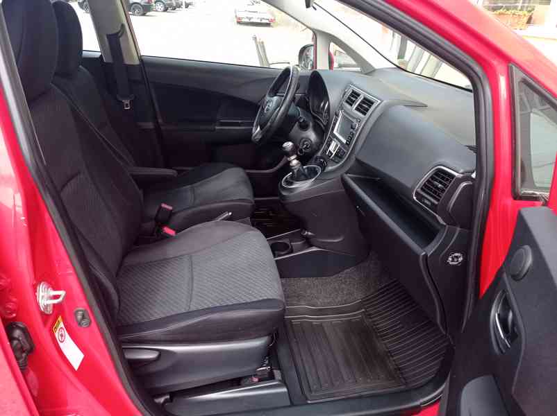 Toyota Verso S 1.3 VVTi 73kW/Kamera/1Maj - foto 18