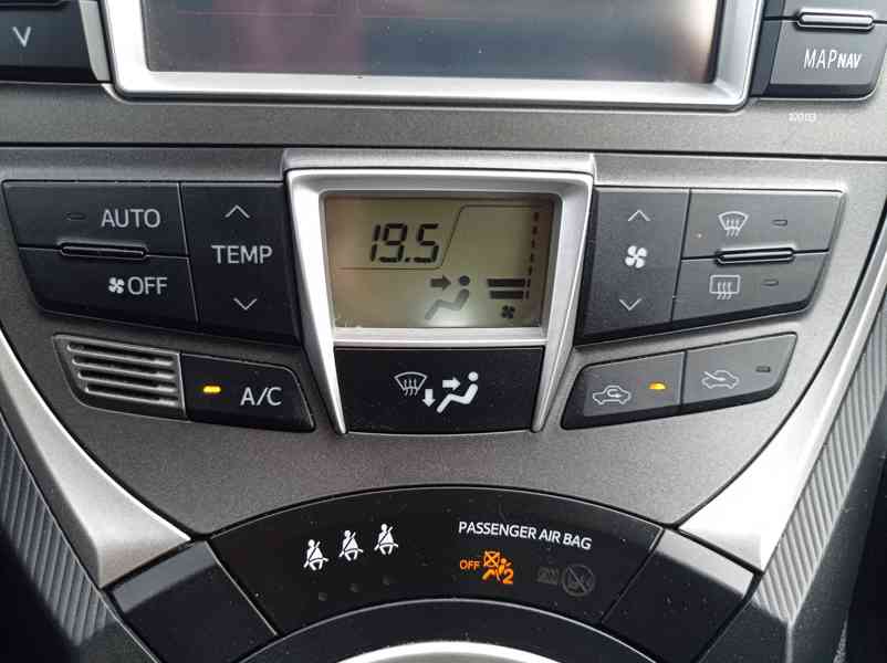 Toyota Verso S 1.3 VVTi 73kW/Kamera/1Maj - foto 28