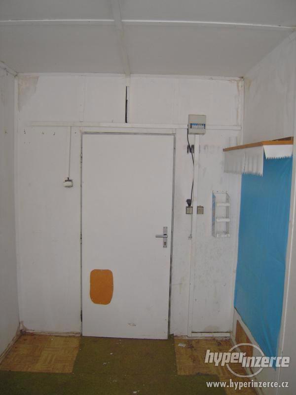 Stavební buňka 5x2,5m - foto 4
