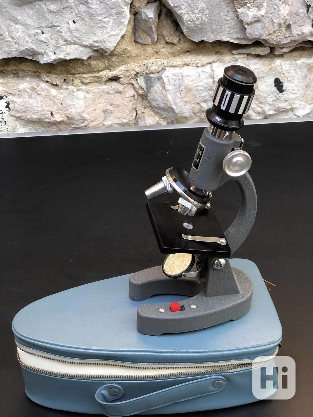 Japonský Mikroskop 100-600X. Plně funkční, včetně kufru a př - foto 1