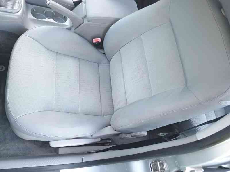 VW Passat B5.5 Variant 2.8 V6 4Motion  - foto 6