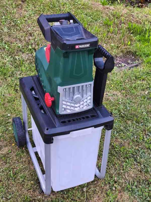 Prodám elektrický Válcový drtič Parkside PLH 2800 -2800 W.   - foto 9