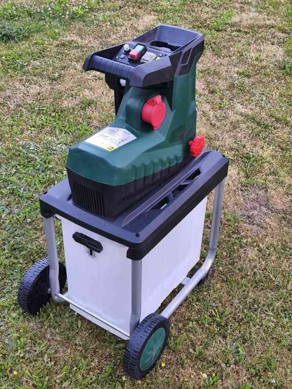 Prodám elektrický Válcový drtič Parkside PLH 2800 -2800 W.   - foto 4