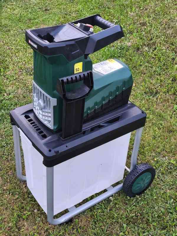 Prodám elektrický Válcový drtič Parkside PLH 2800 -2800 W.   - foto 2