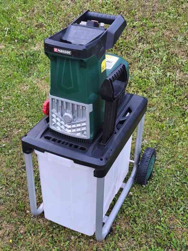 Prodám elektrický Válcový drtič Parkside PLH 2800 -2800 W.   - foto 8