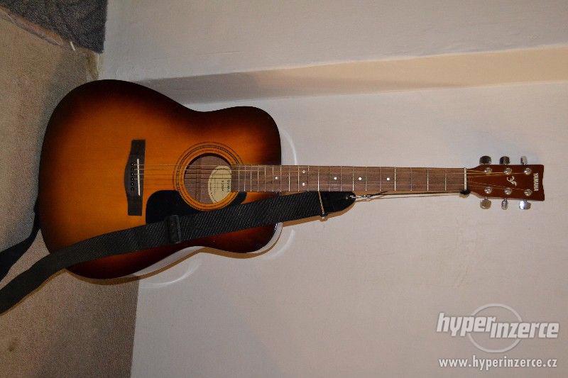 Prodám kytaru Yamaha F 310P s příslušenstvím - foto 1