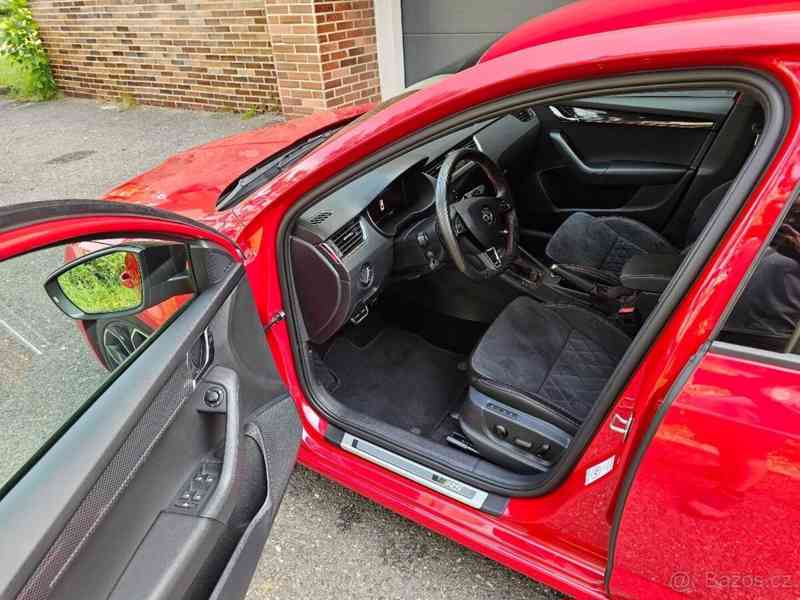 Škoda Octavia RS 245 - foto 9