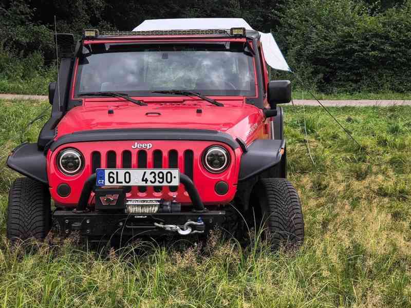 Jeep Wrangler 2,8   CRD Rubicon - vestavba - foto 2