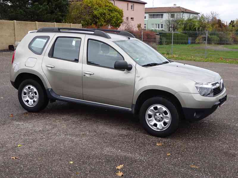 Dacia Duster 1.6i 4x4 r.v.2011 (77 kw)  - foto 2