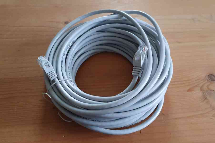 Kvalitní síťový kabel, propojovací, 2× RJ-45 (CAT6)  - foto 6