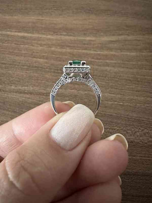 Smaragdový prsten - foto 8