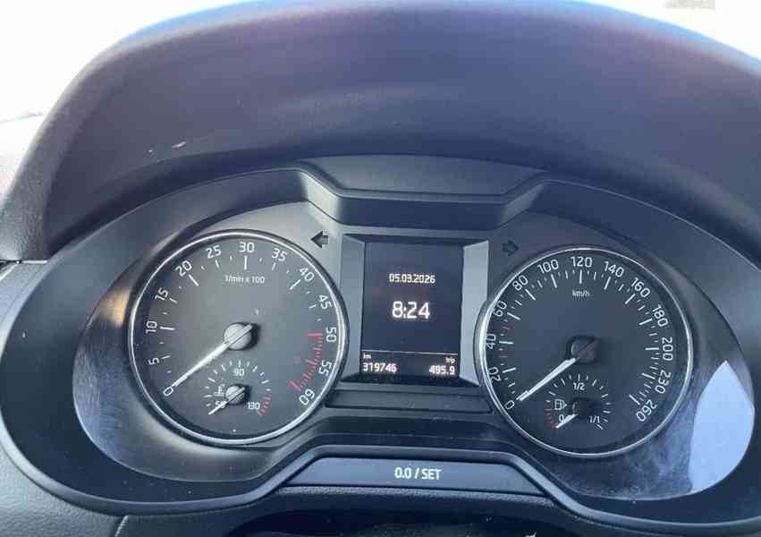 Škoda Octavia COMBI - 1,6 TDI - foto 7