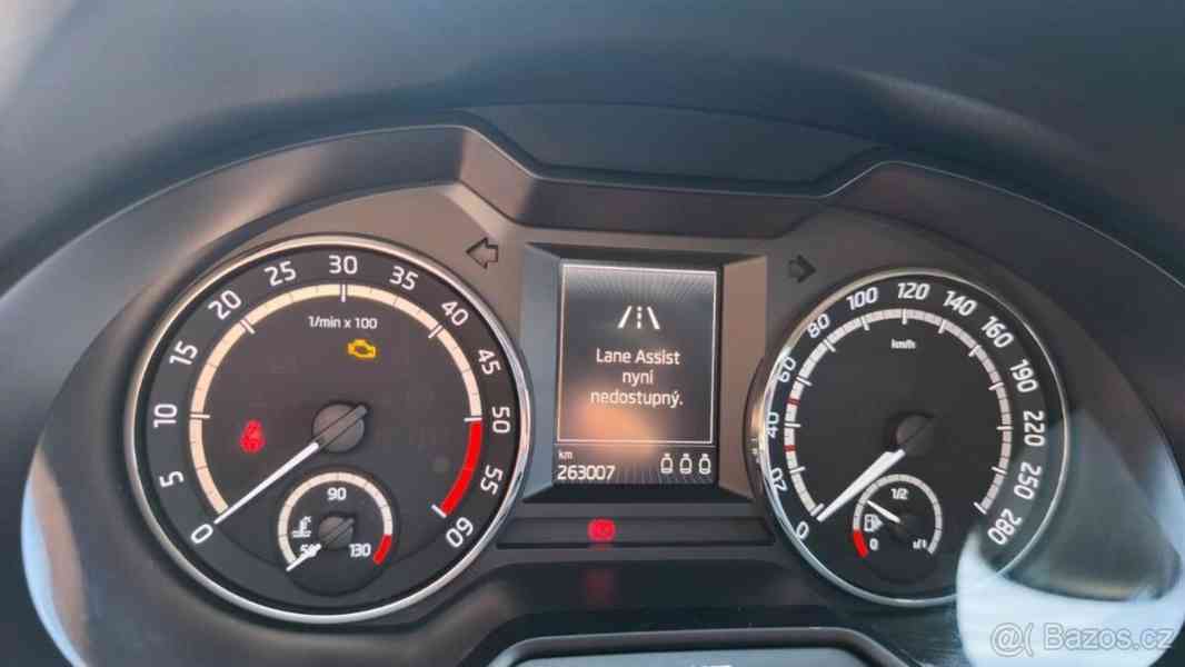 Škoda Octavia 2,0 - foto 4