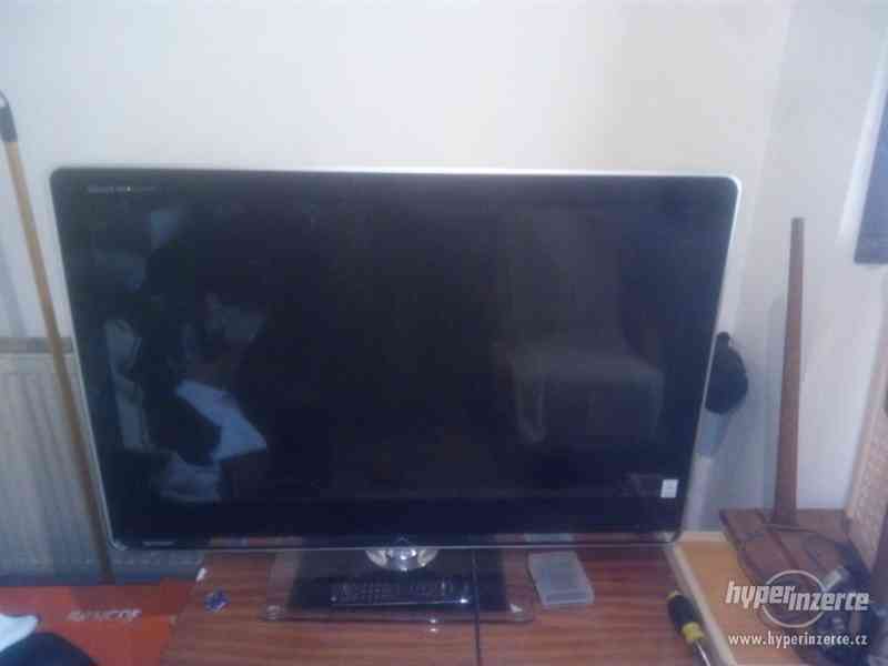 Sharp AQUOS LC-40LE824E - foto 3