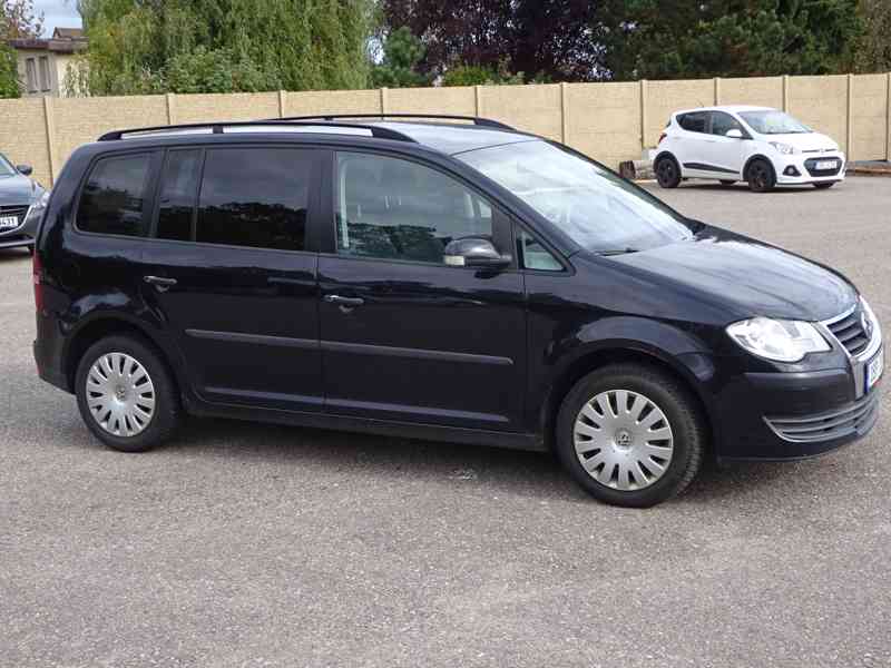 VW Touran 1.9 TDI r.v.2007 (77 kw) 7 míst stk:10/2026 - foto 2