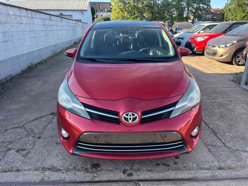 Toyota Verso Life 1.8i benzín 108kw - foto 14