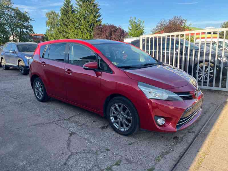 Toyota Verso Life 1.8i benzín 108kw - foto 13
