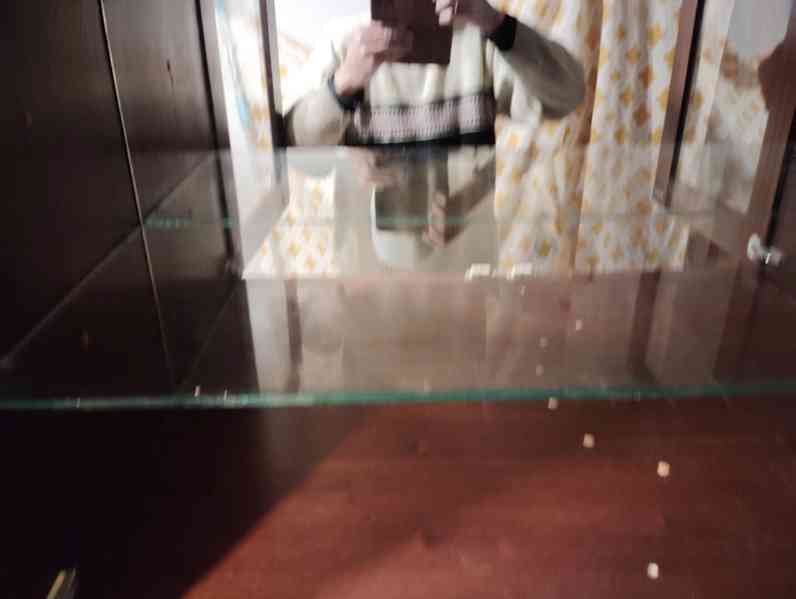 2x Zrcadlo+ 6x skleněné police do vitríny aj - foto 2