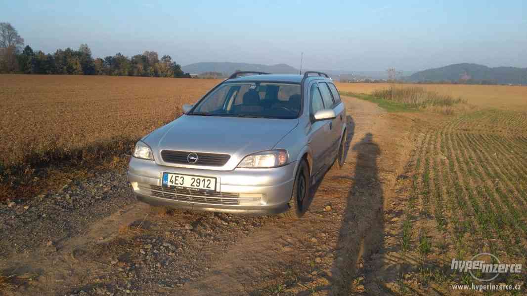 Opel Astra - foto 3