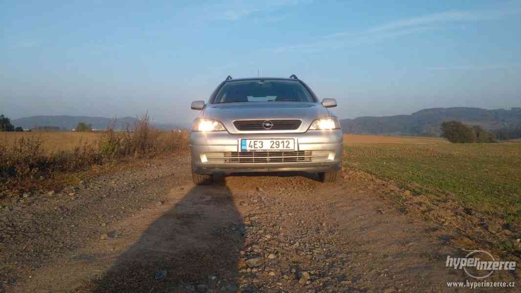 Opel Astra - foto 5