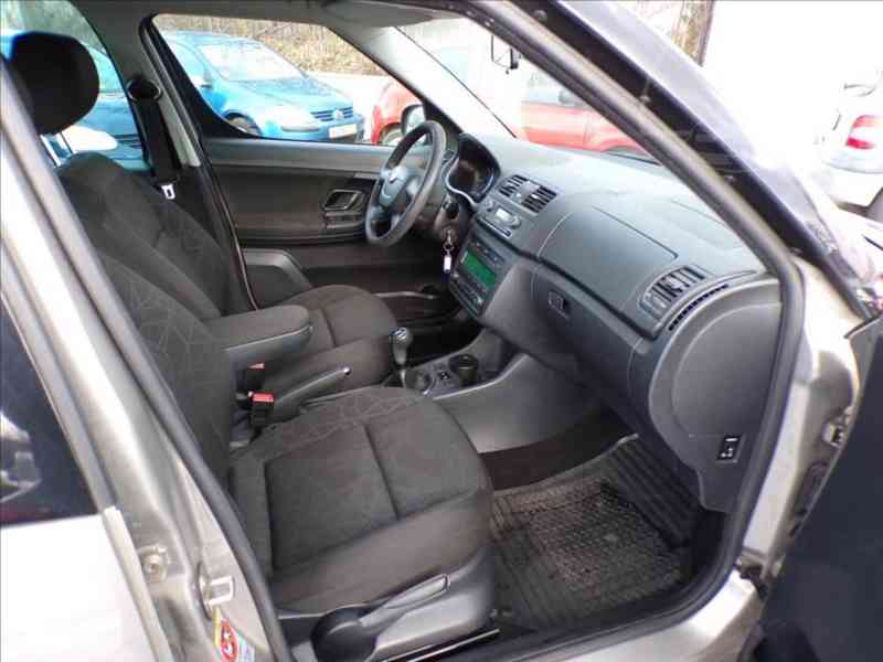 Škoda Roomster 1,2 12V 51KW DIGI.KLIMA - foto 11