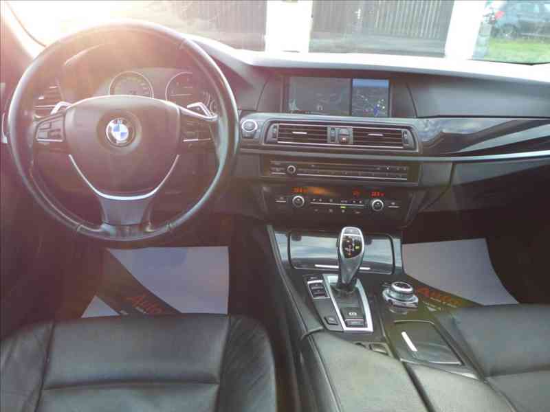 BMW Řada 5 525XD NAVI,PANO,KAMERA,1M - foto 7