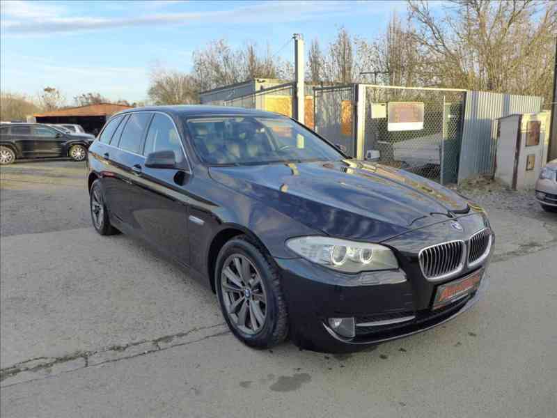 BMW Řada 5 525XD NAVI,PANO,KAMERA,1M - foto 2