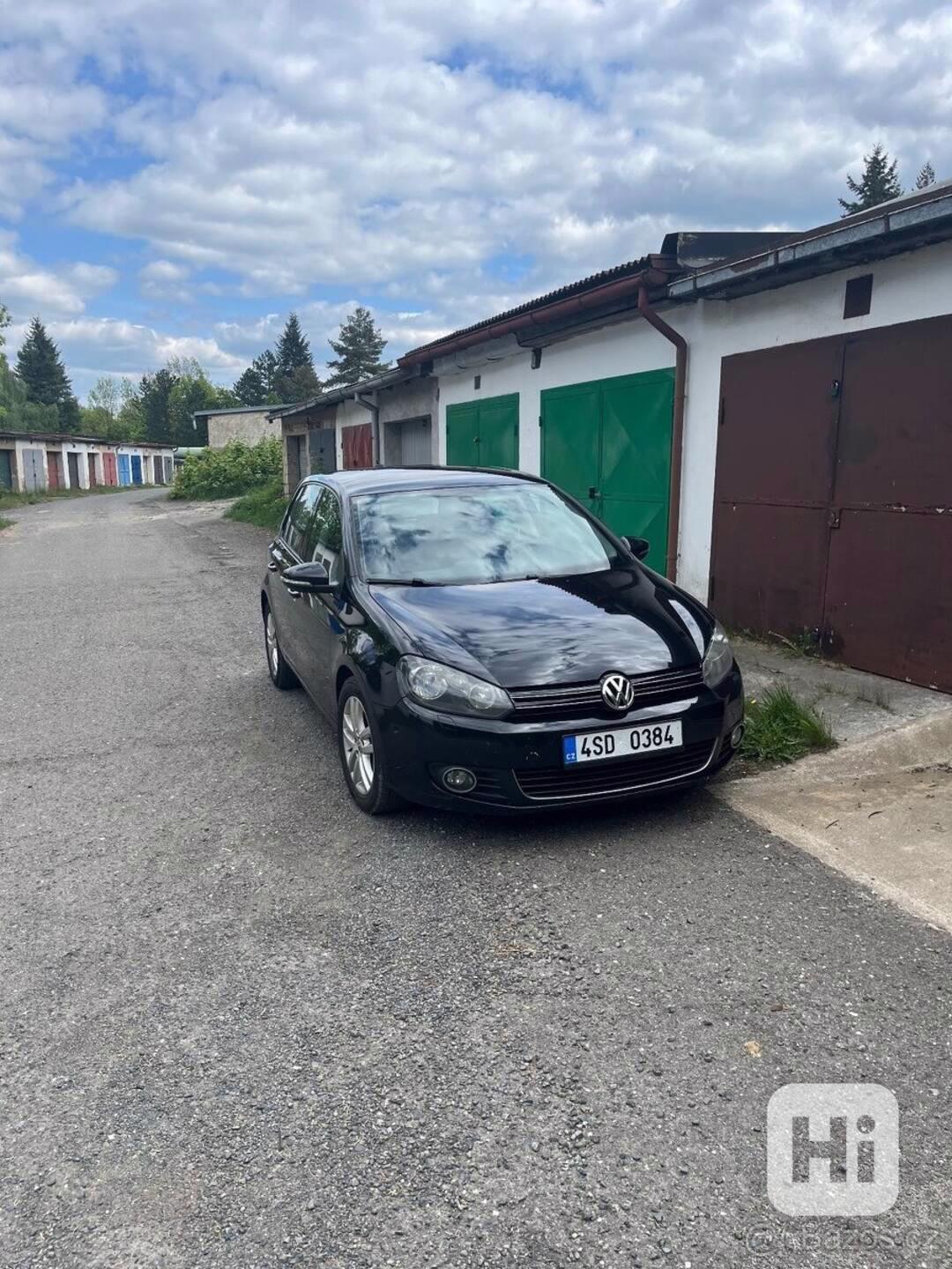 Volkswagen Golf 1,6   tdi 77kw - foto 1