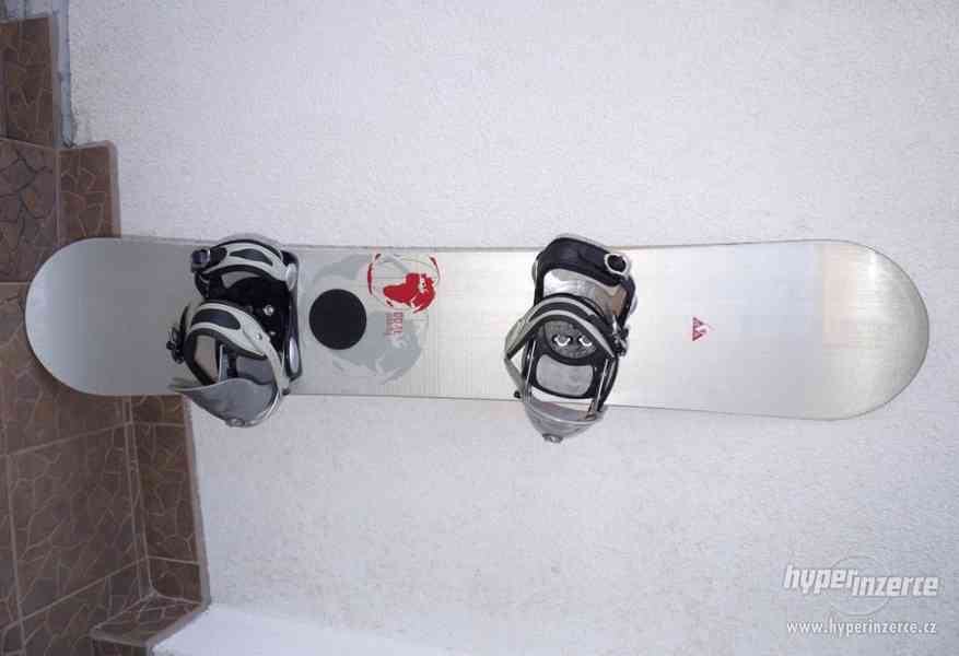 Snowboard 158 cm Volkl, funkčně v dobrém stavu. - foto 1