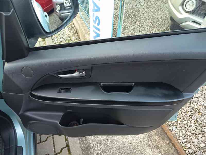Suzuki SX4 1,6i Comfort ČR NAVI  - foto 18