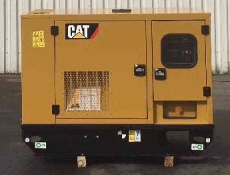 Dieselový generátor 13,5 KWA Caterpillar DE13.5E3  - foto 8