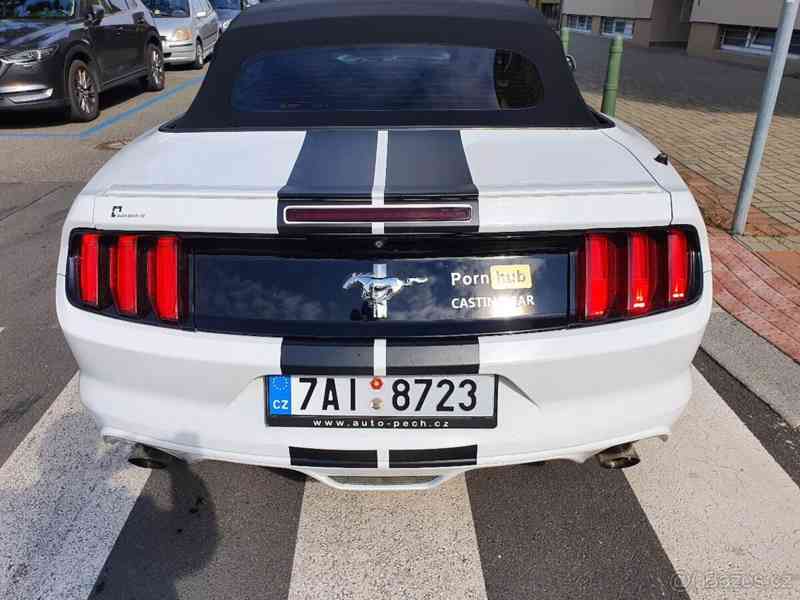 Ford Mustang 3.7 V6 kabrio (305 koni) dovoz USA - foto 3