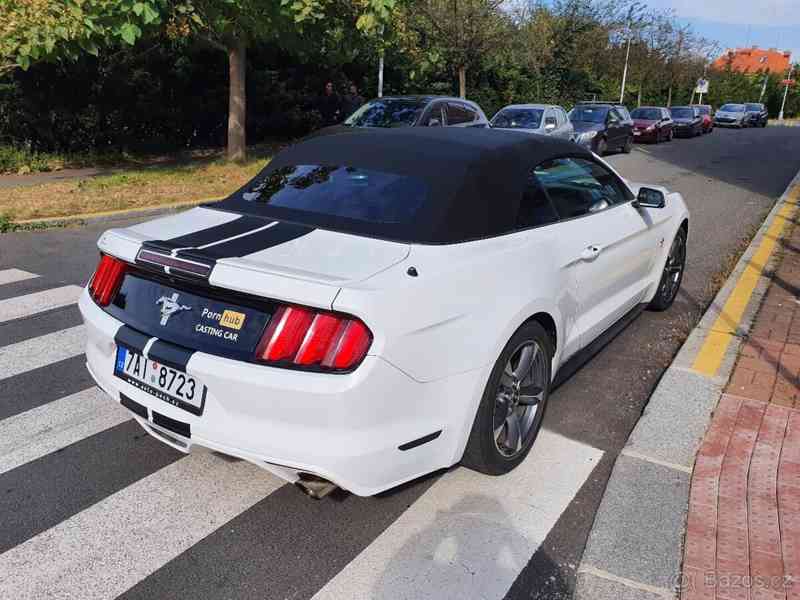 Ford Mustang 3.7 V6 kabrio (305 koni) dovoz USA - foto 6