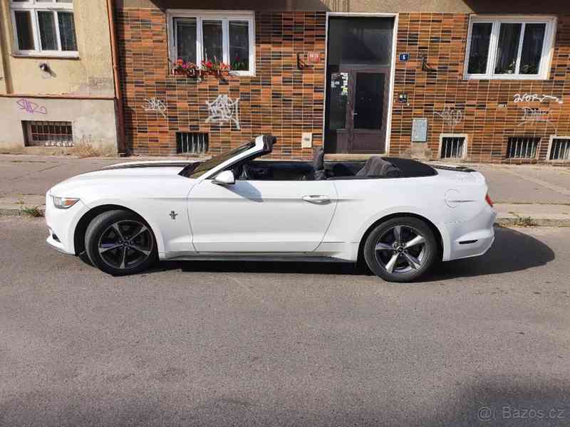 Ford Mustang 3.7 V6 kabrio (305 koni) dovoz USA - foto 5