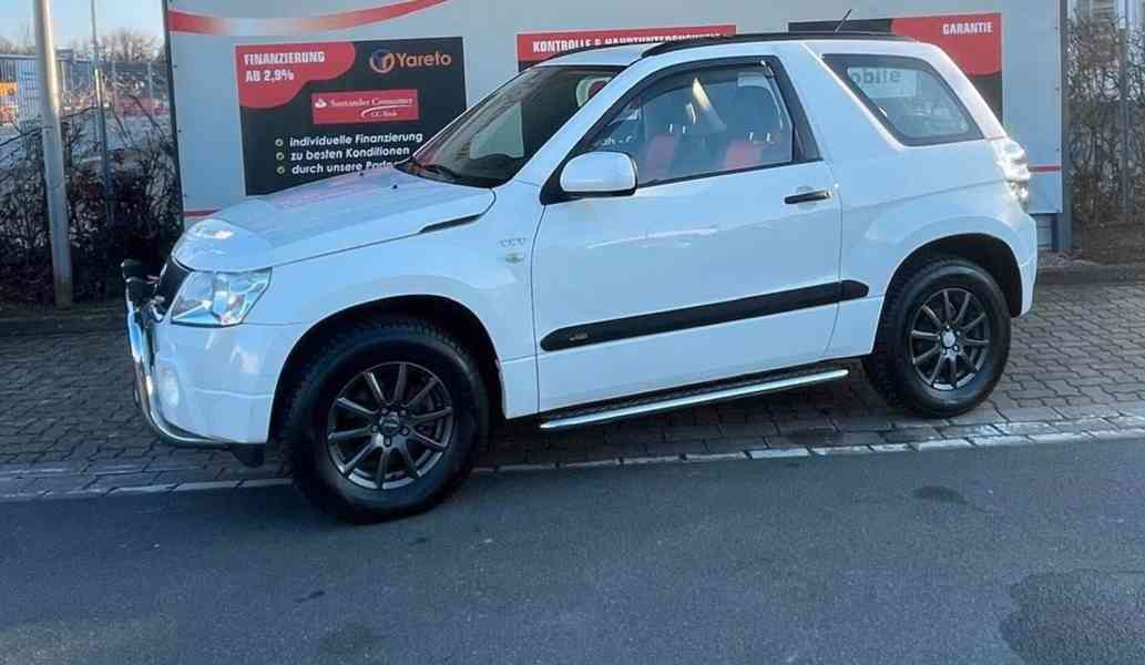 Suzuki Grand Vitara 1.6i Club benzín 78kw - foto 12