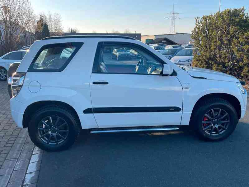 Suzuki Grand Vitara 1.6i Club benzín 78kw - foto 4
