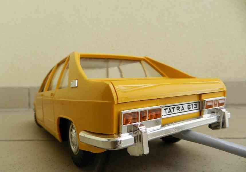 Tatra 613 Ites 1979 - foto 8