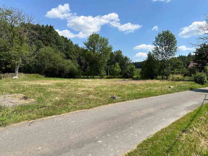 Stavební pozemek 1196 m² – Zádolí u Neveklova (okr. Benešov) - foto 9