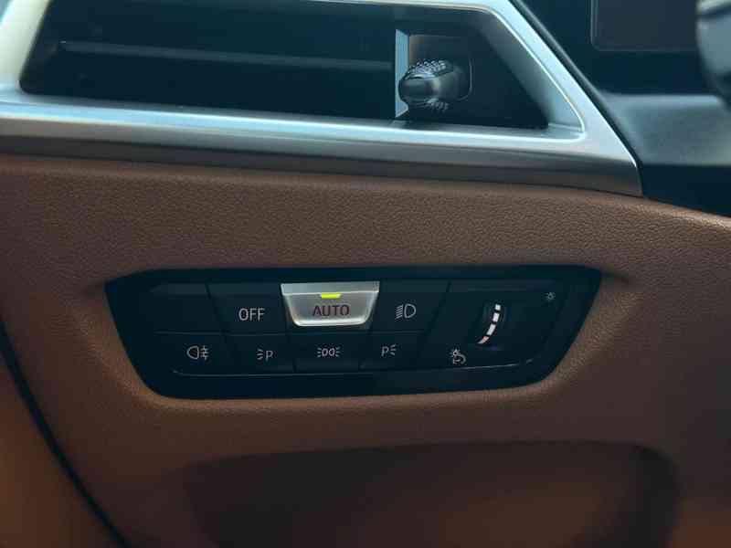 BMW M440i xDrive GC LCI | 275 kW | M výbava | DPH | TOP stav - foto 23