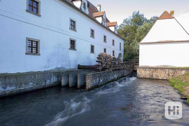 Prodej stavebního pozemku v obci Slup /okr. Znojmo/ - foto 11