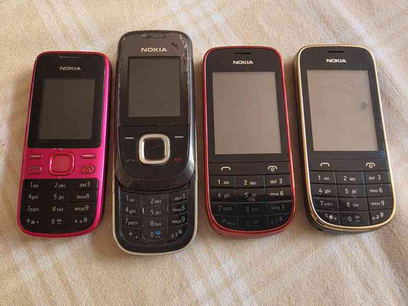 Mobilní tlačítkové telefony Nokia č.1 - foto 4