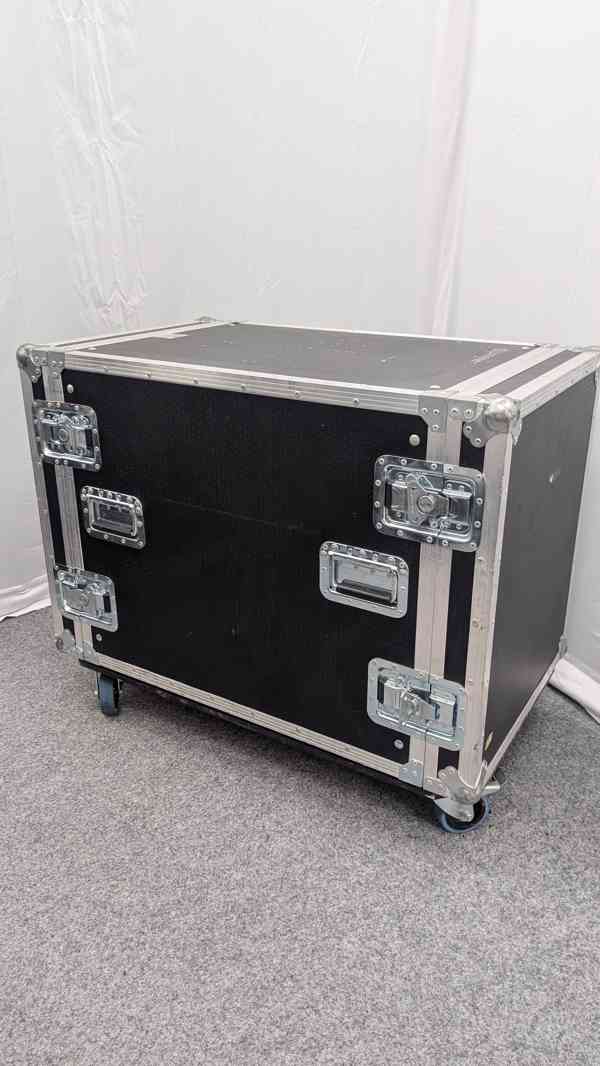 Case rack od Dragon cases