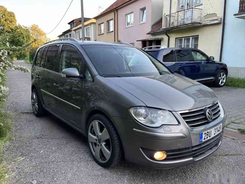 touran tdi 103kw highline dsg xenon - foto 12