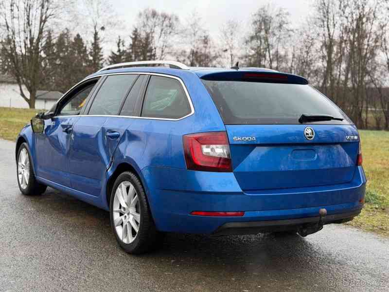 Škoda Octavia 1,5   TSI 110kW DSG CANTON KESSY - foto 5