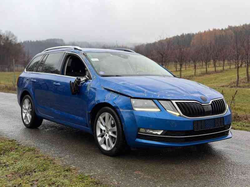 Škoda Octavia 1,5   TSI 110kW DSG CANTON KESSY - foto 9