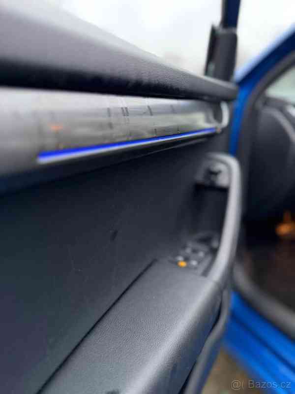 Škoda Octavia 1,5   TSI 110kW DSG CANTON KESSY - foto 14